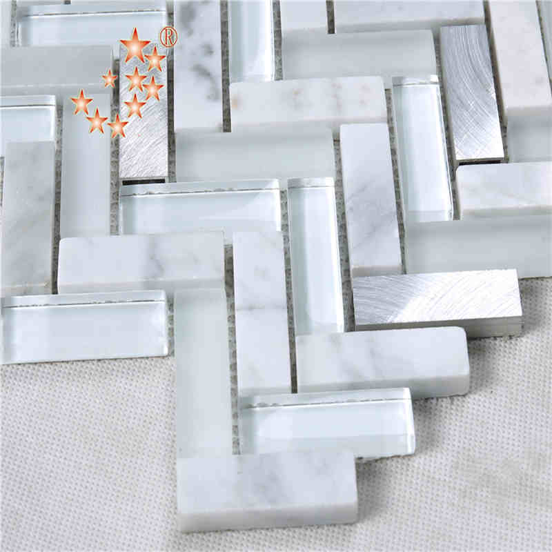 Atacado Herringbone ondulado forma de folha de vidro branco mosaico para paredes de banheiro cozinha